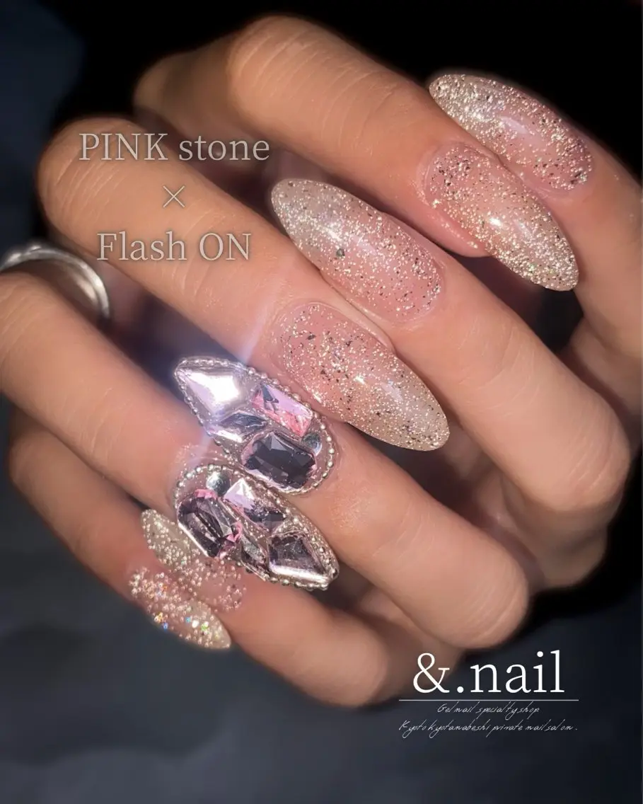 ネイル ピンク ストーンネイル ハンドネイル &.nail/ ニュアンス/持込み可のネイルデザイン