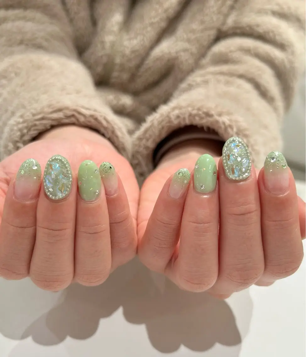ネイル 金子 萌果のネイルデザイン