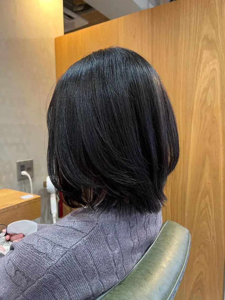 ミディアム ボブレイヤー ボブ レイヤーカット カット メンズ／顔周りカ ット中目黒akaneのヘアスタイル