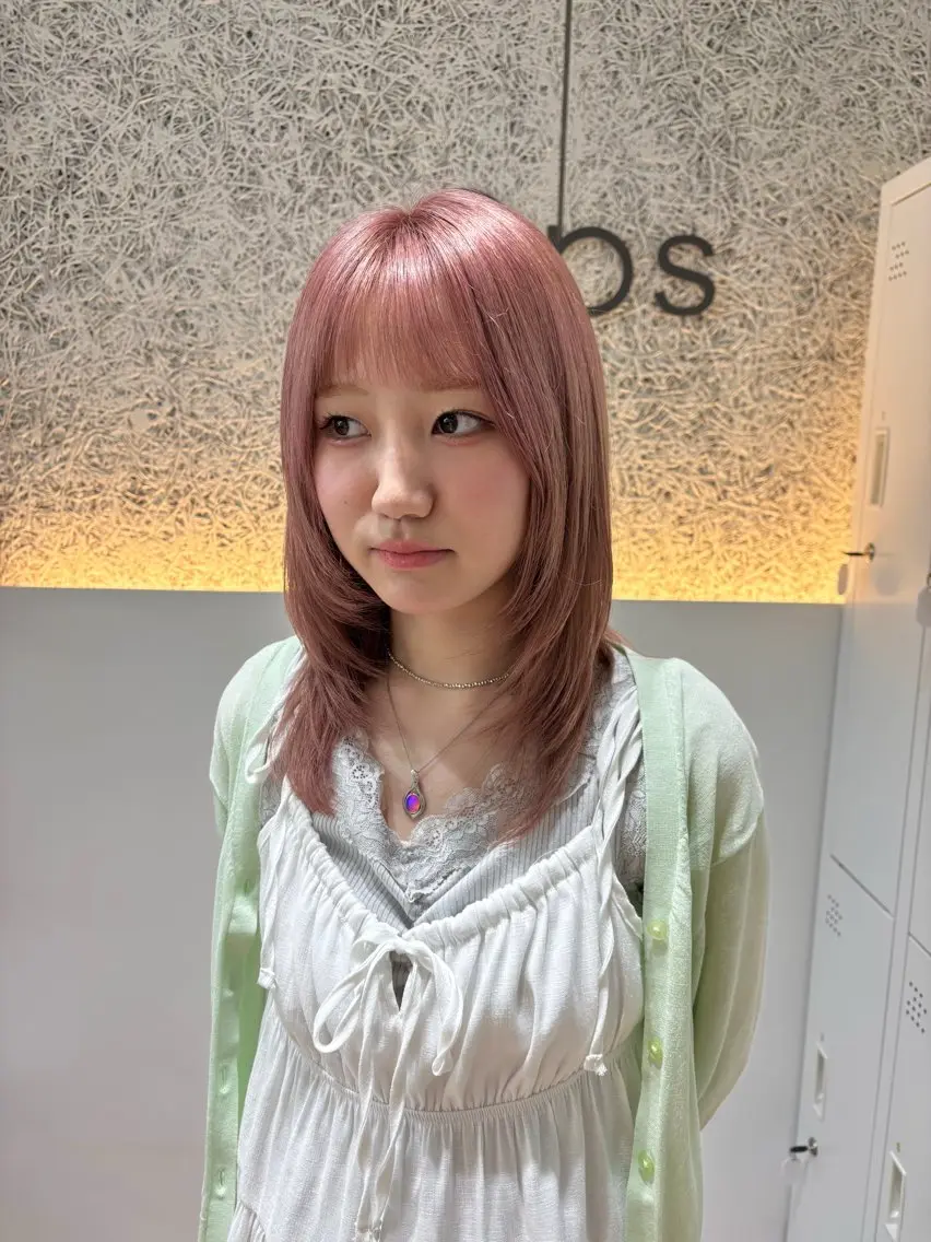 カラー ベージュカラー ブリーチ ピンクカラー ピンクベージュ ヘアカラー OPS hair大名 🩵yuna🌙のヘアスタイル