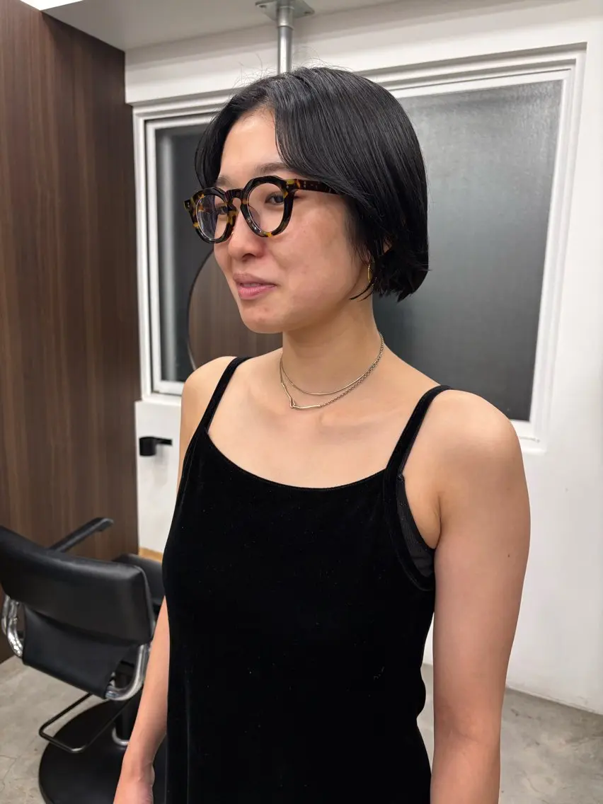 ミディアム ボブ 広美◎ <hiromi>のヘアスタイル