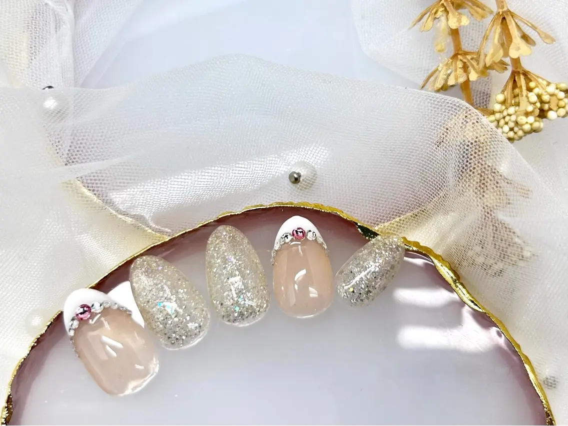 ネイル アートネイル ジェルネイル マグネットネイル ニュアンスネイル パラジェル Nail Neige🐈🌙のネイルデザイン