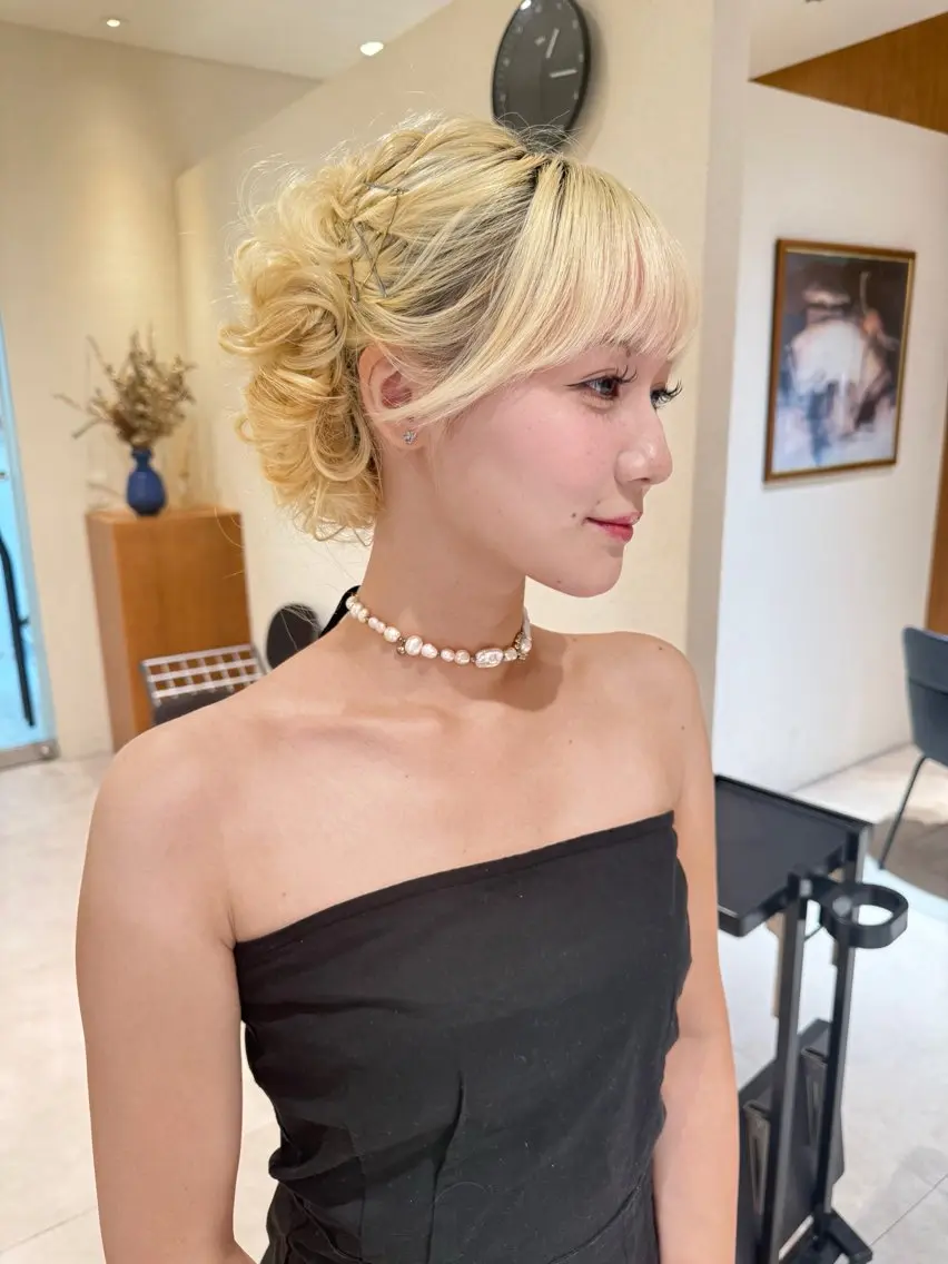 ヘアセット ブリーチカラー🌟/ ちさとのヘアスタイル