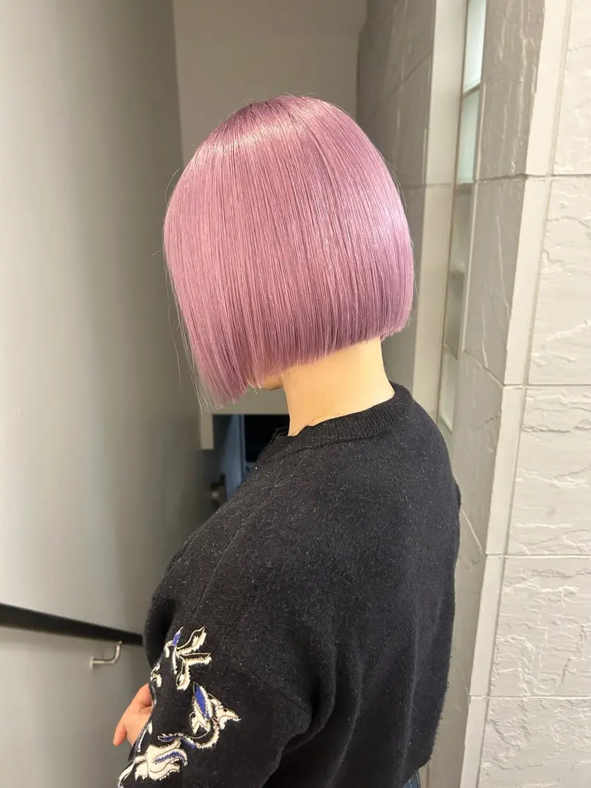 ミディアム カラー ブロンド ヘアカラー 💜Noa /艶髪ハイトーン💫のヘアスタイル