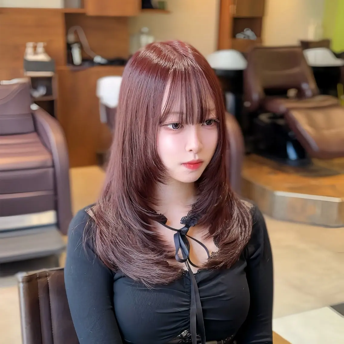 ミディアム カラー ブリーチ ブリーチなしカラー レッドカラー レイヤーカット カット ヘアカラー トリートメント ハッシュカット/艶感 カラー/ユウキ✨のヘアスタイル
