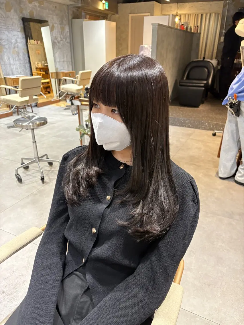 ロング レイヤーカット カット ヘアカラー 相宮 優羽のヘアスタイル