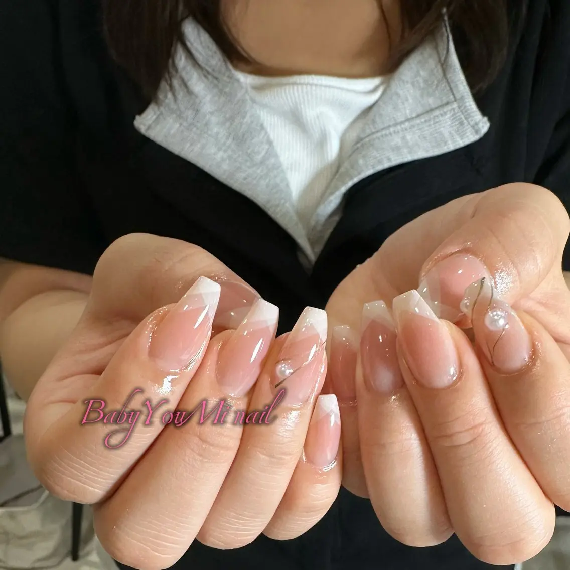 ネイル オーロラネイル チークネイル 成人式 フットネイル フレンチネイル ハンドネイル Oomiya 服部のネイルデザイン