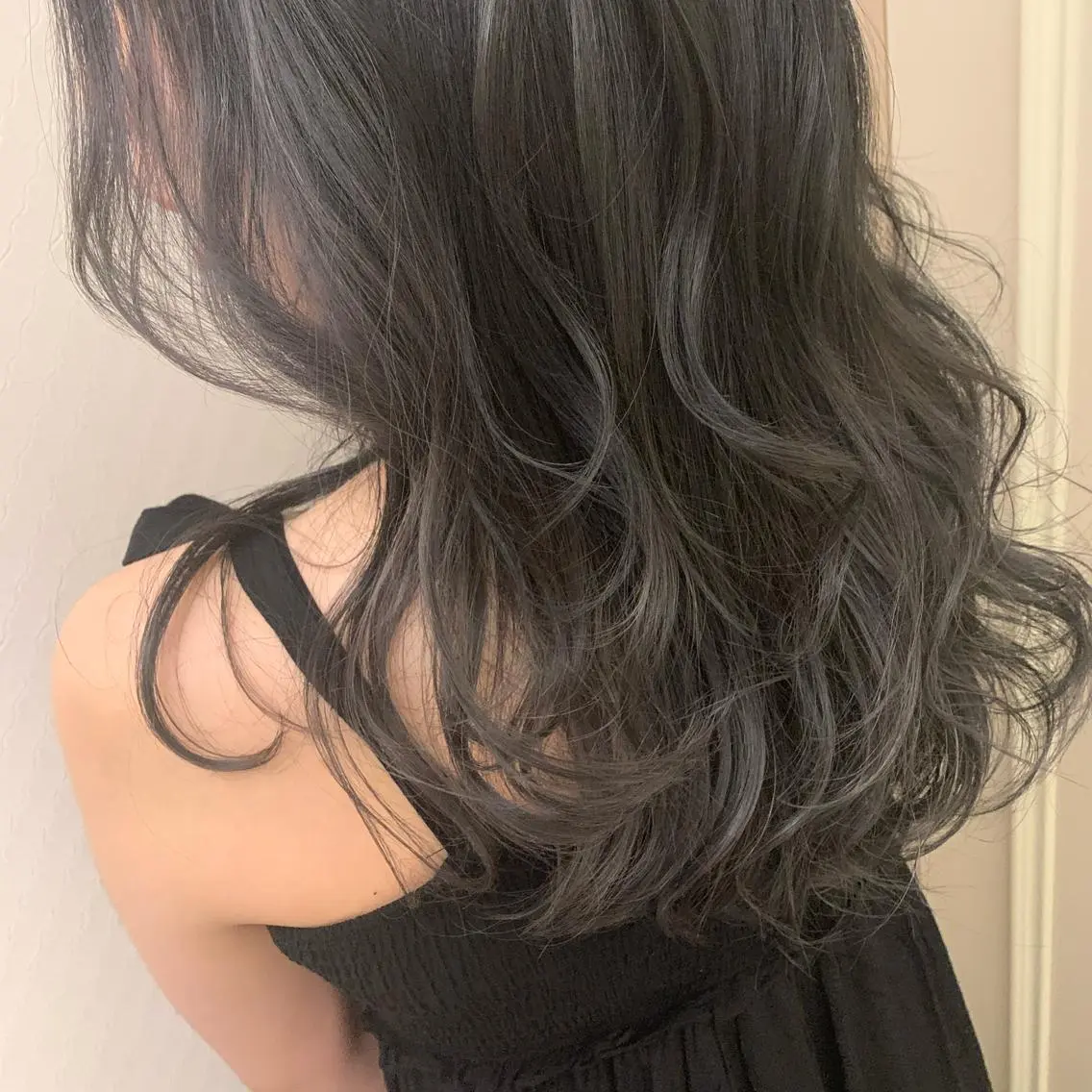 カラー カット ヘアカラー トリートメント 韓国ヘア/暖色カラー 新美多英のヘアスタイル
