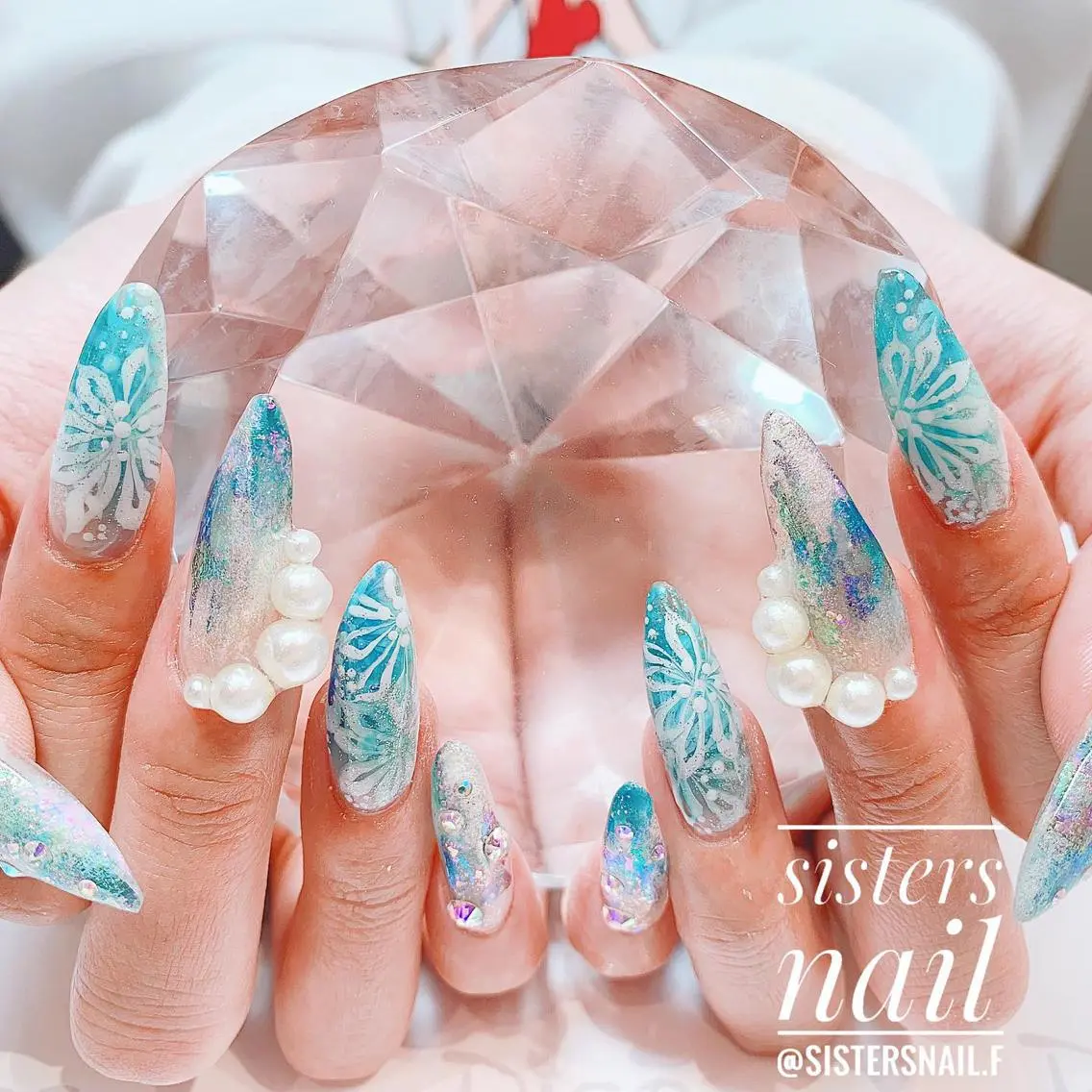 ネイル アートネイル ブルー クリアネイル フレンチネイル ホログラムネイル sisters nail.fのネイルデザイン