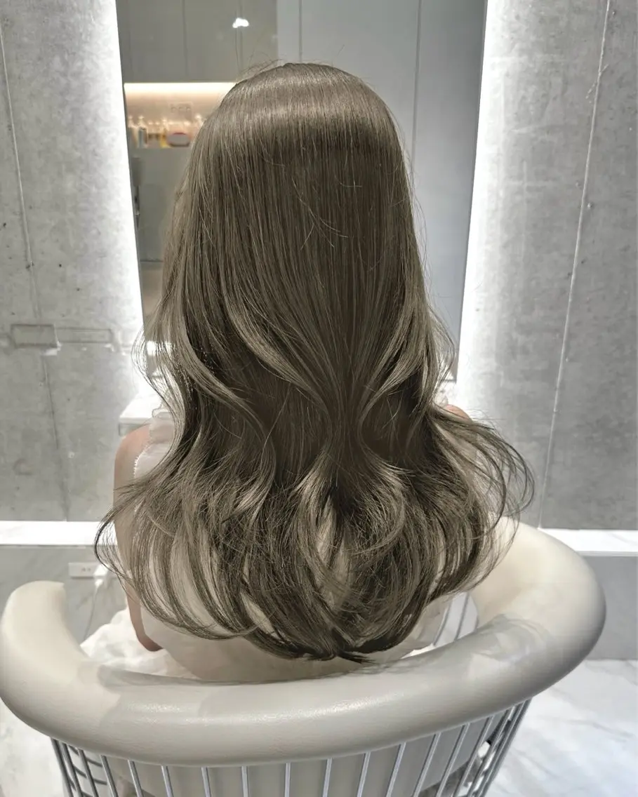 セミロング カラー ✨上品レディーなヘア スタイルへ✨髙木諒也のヘアスタイル