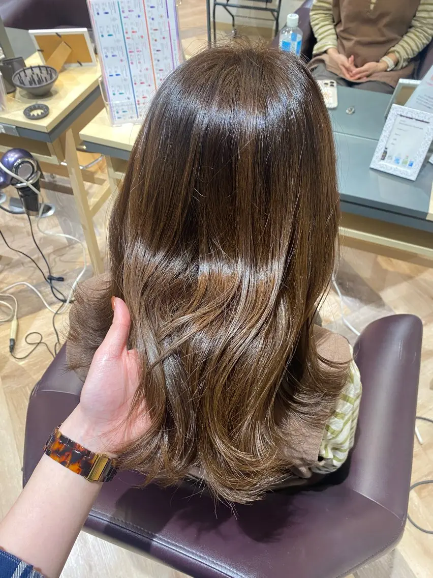 カラー ヘアカラー Yamada Ami🪐のヘアスタイル