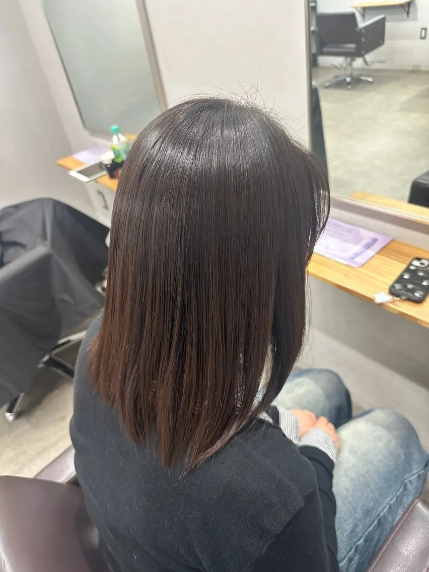 ミディアム 縮毛矯正 🤍Lig.横浜 🤍MIA🤍のヘアスタイル