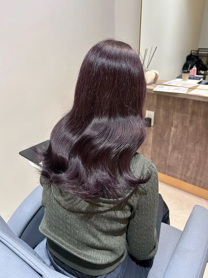 ロング カラー ブリーチ ラベンダーカラー ブリーチなしカラー ヘアカラー ピンクカラー🎀 米津 美佑のヘアスタイル