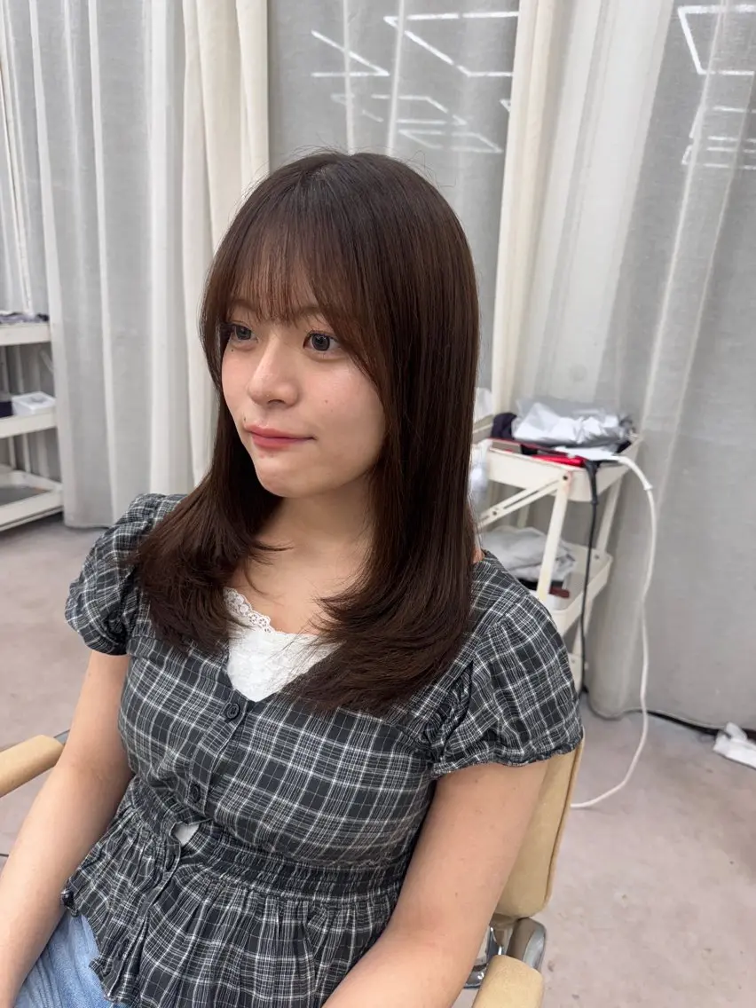 ロング カット 透明感カラー🫧⌇ AO🫐🩵のヘアスタイル