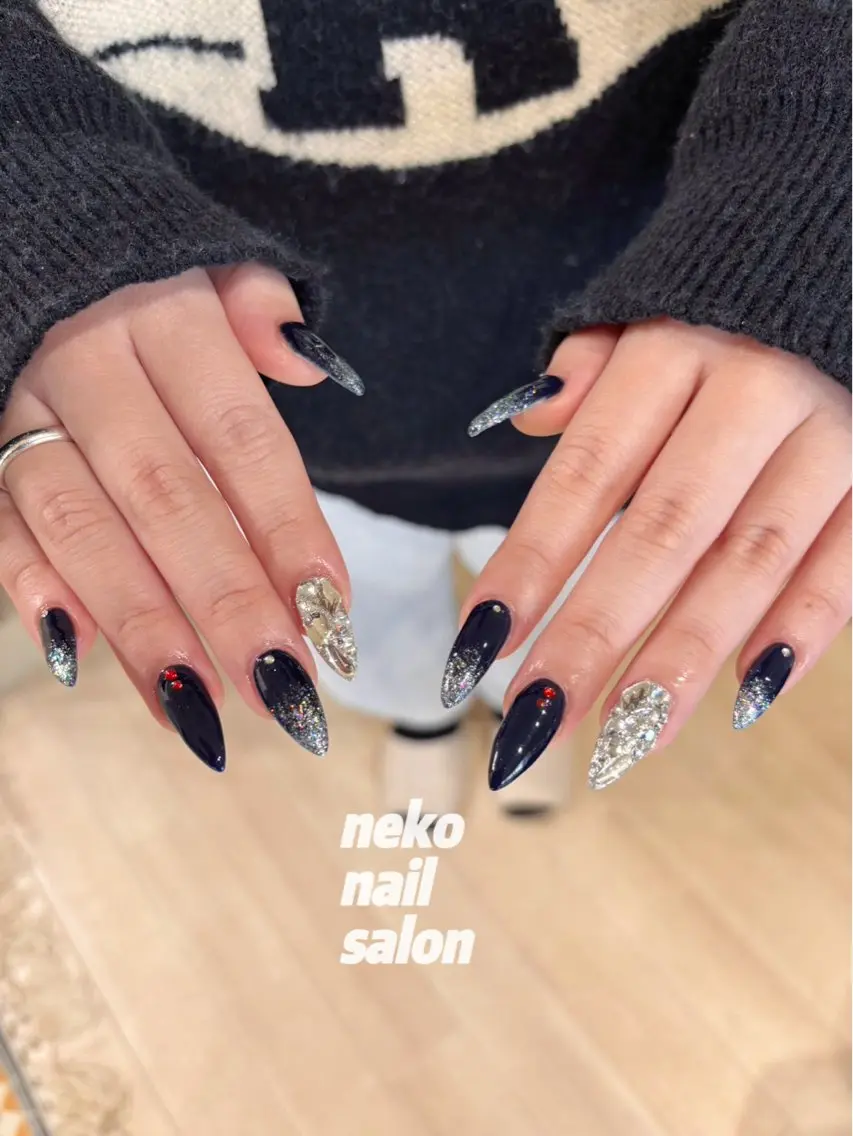 ネイル キラキラネイル 持ち込み ハンドネイル neko nailのネイルデザイン