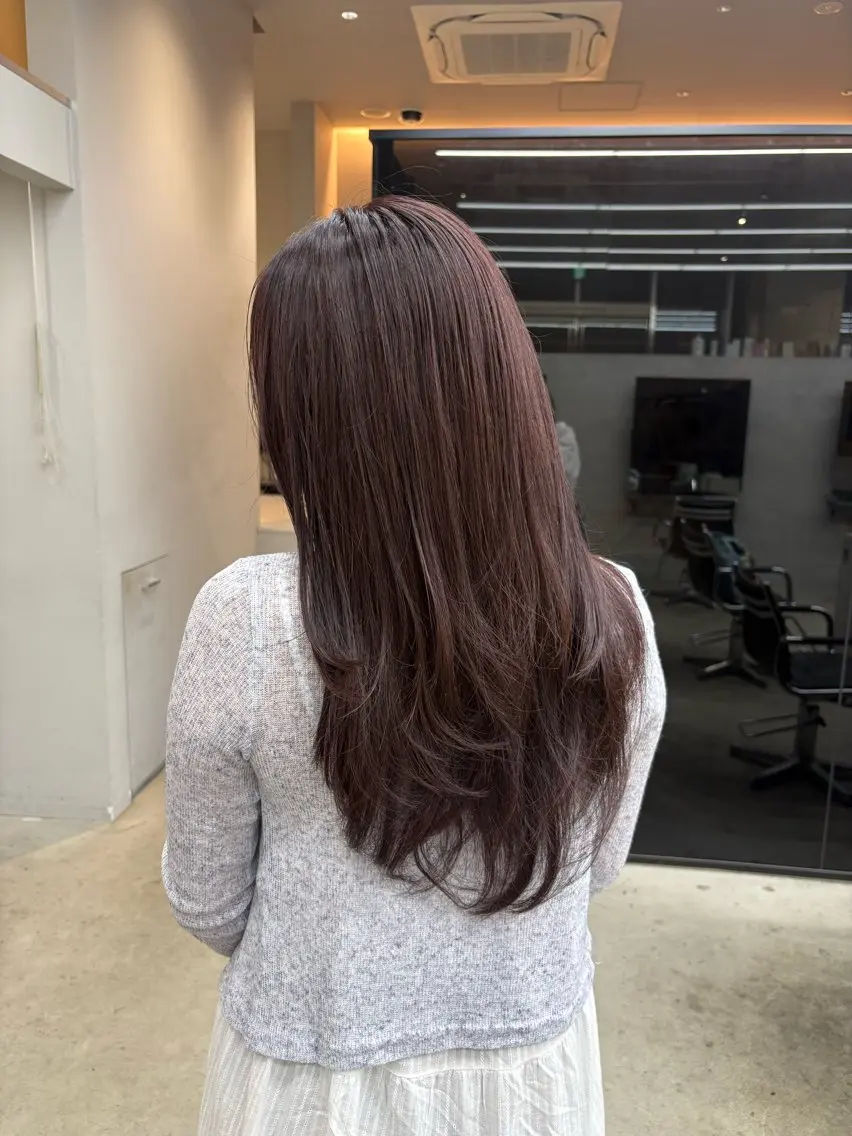 ロング ピンクブラウン 吉川 未佑のヘアスタイル