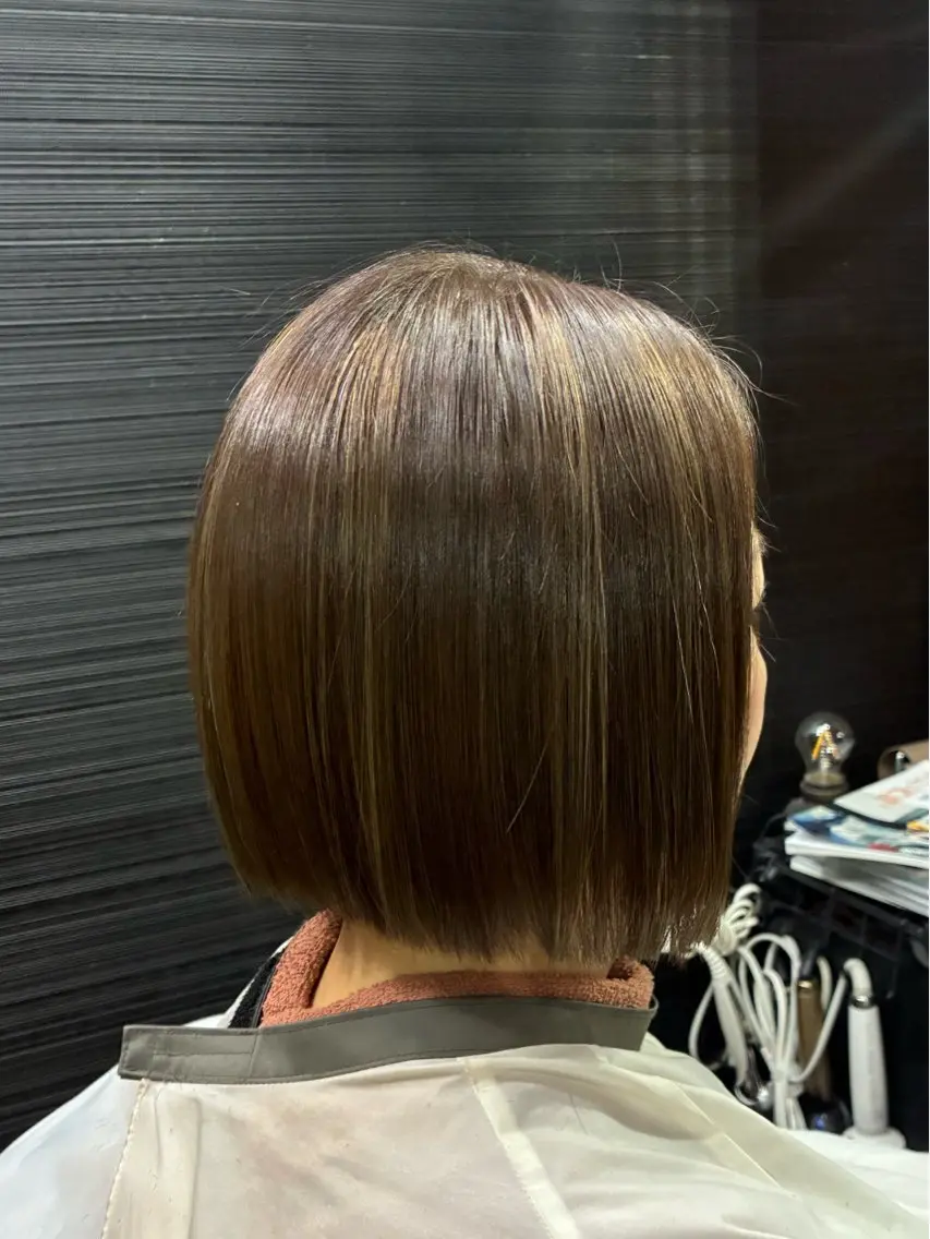 ショート カラー ワンレンボブ ハイライトカラー ボブ ハイライト カット ヘアカラー 山本 雅由のヘアスタイル