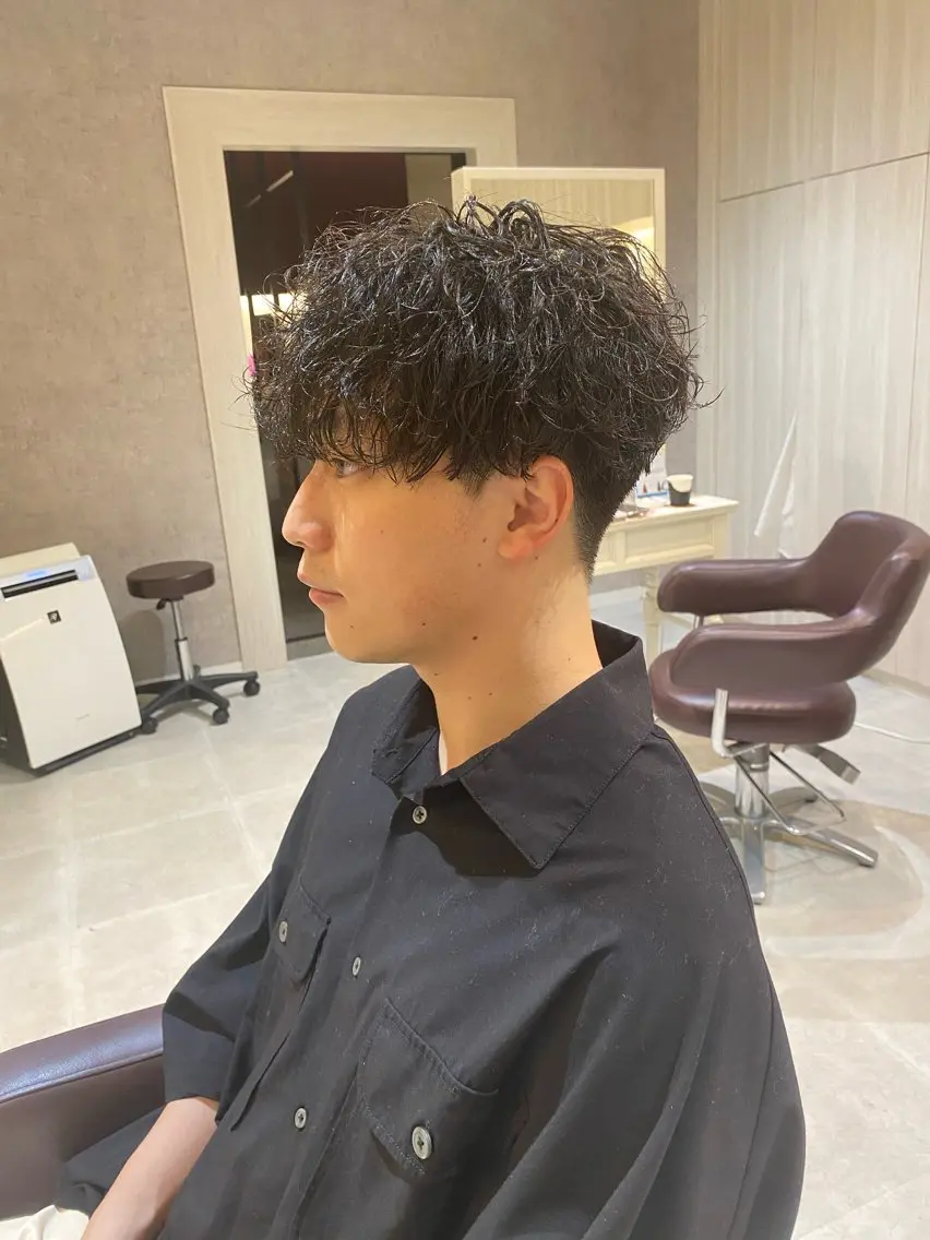 💇🏻メンズ限定 波巻きパーマ+カット+艶トリートメントの写真