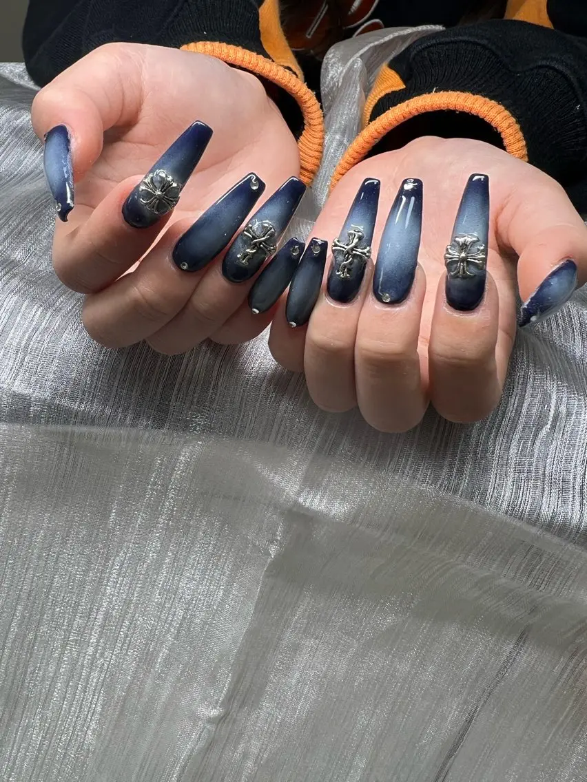 ネイル オーロラネイル チークネイル 長さ出し フットネイル フレンチネイル Lee Nails チップ長さだし専門店のネイルデザイン