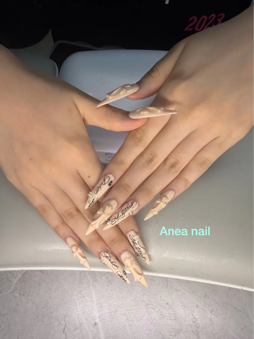 ネイル アートネイル フラワーネイル ロングネイル Anea Nailのネイルデザイン