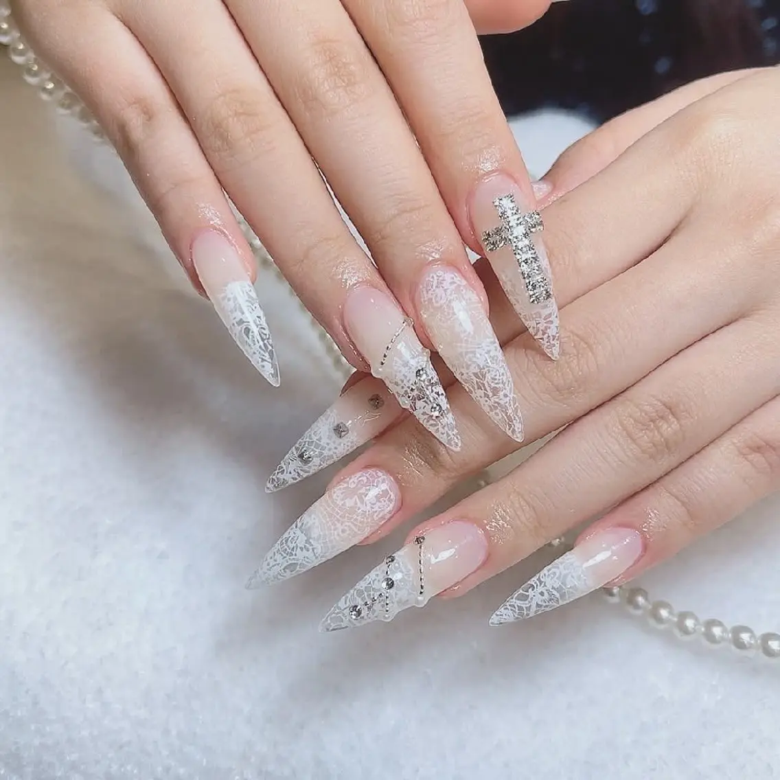 ミディアム Sora NAILのネイルデザイン