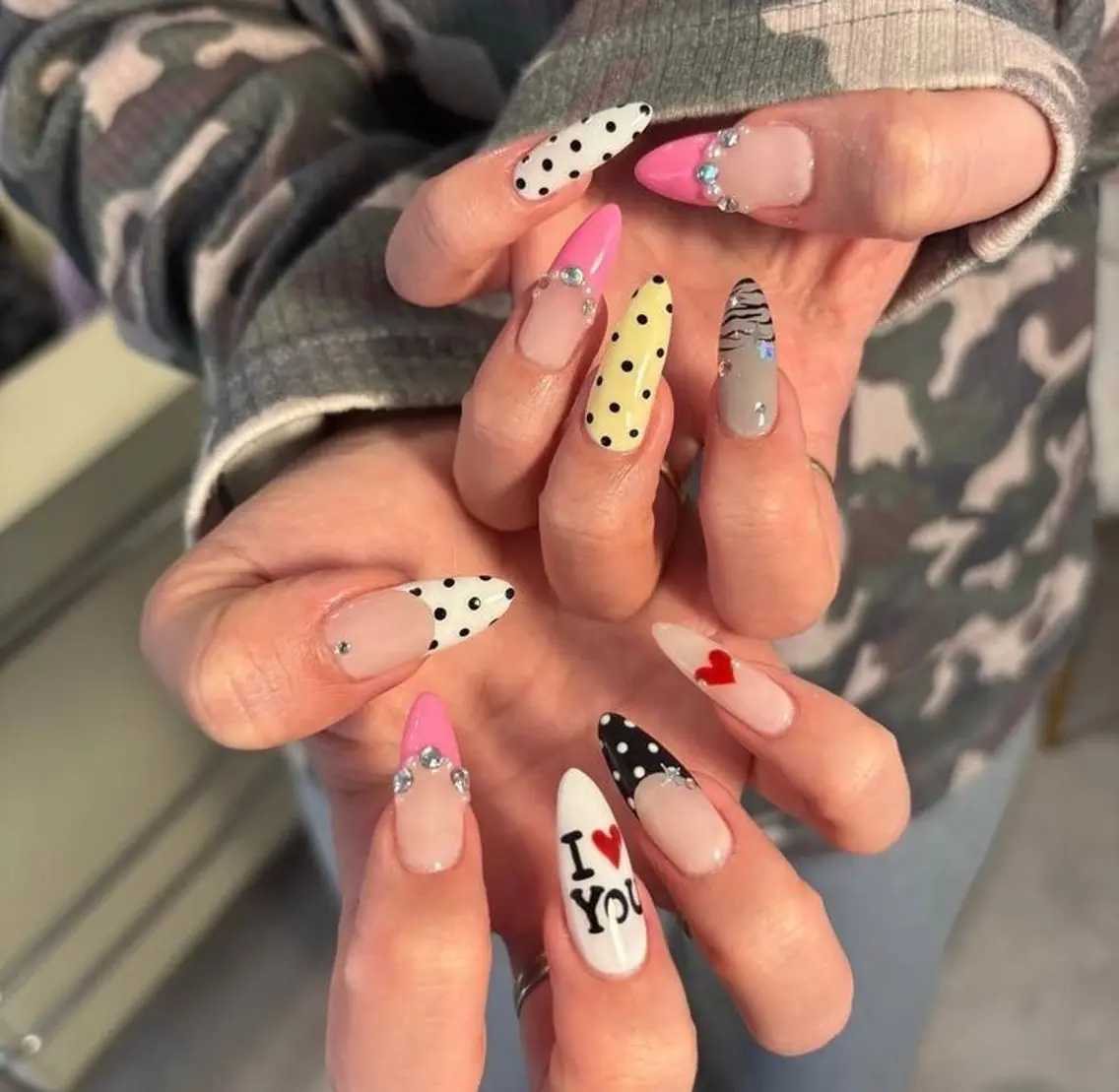 ネイル アートネイル ジェルネイル 韓国ネイル ニュアンスネイル 夏ネイル ハンドネイル フットネイル Umee Nailのネイルデザイン