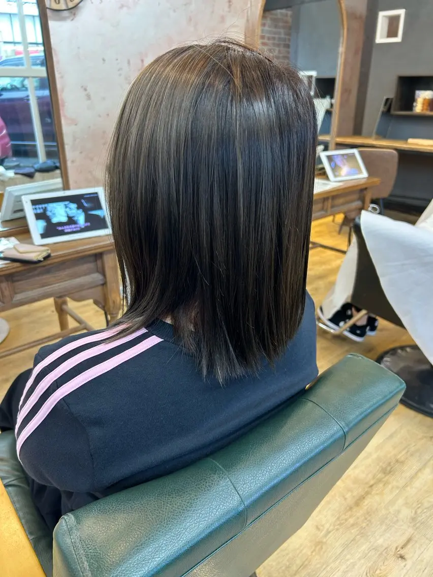 ミディアム ✨縮毛矯正✨艶髪✨️ 髪質改善✨鴻巣✨️のヘアスタイル