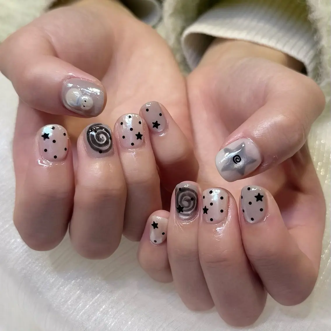 ネイル ハンドネイル 新井 ひなののネイルデザイン