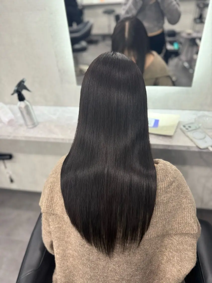 ロング カラー 艶髪レイヤー AZUSAのヘアスタイル
