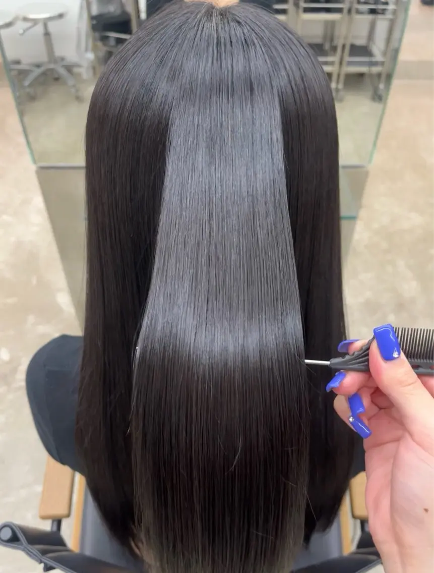 ロング 縮毛矯正 XIA AIMIのヘアスタイル