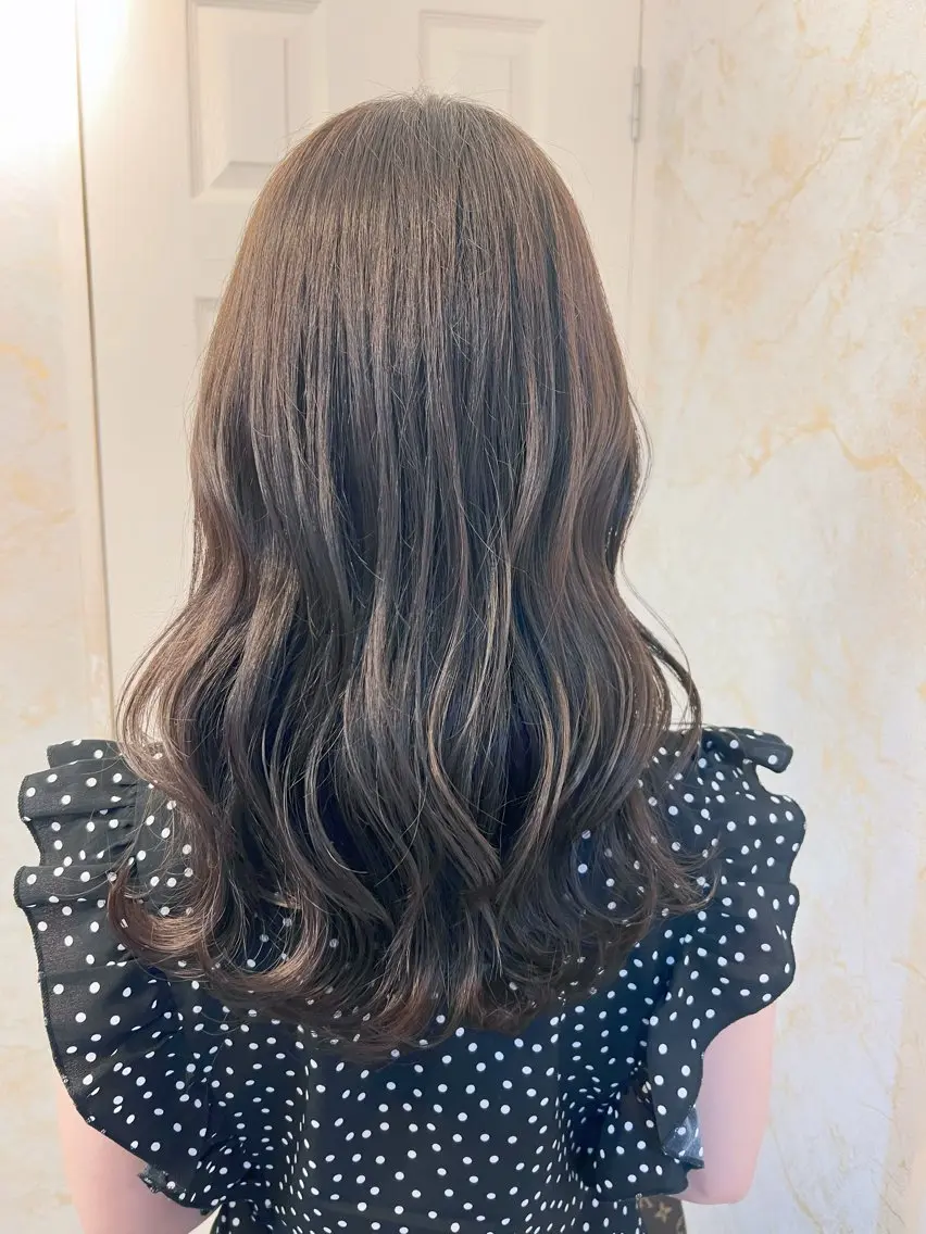 セミロング カット ヘアカラー トリートメント 髪質改善/ メンズカット・パーマのヘアスタイル