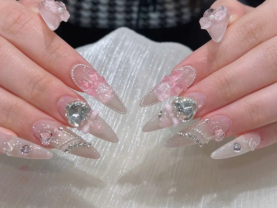 ネイル オーロラネイル ボルドー ブラウン 氷ネイル・うるうるネイル キラキラネイル ハンドネイル Sora  Nail 長さ出し専門店のネイルデザイン