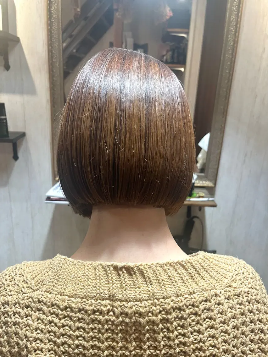 ショート カラー ボブ カット ヘアカラー トリートメント . Lｉｅのヘアスタイル