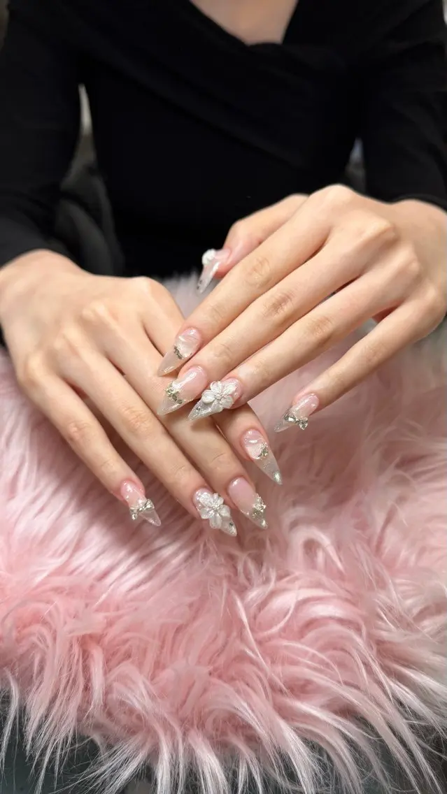 ネイル 長さ出し フレンチネイル グラデーション 韓国ネイル マグネットネイル ハンドネイル VB HEAVEN nailのネイルデザイン