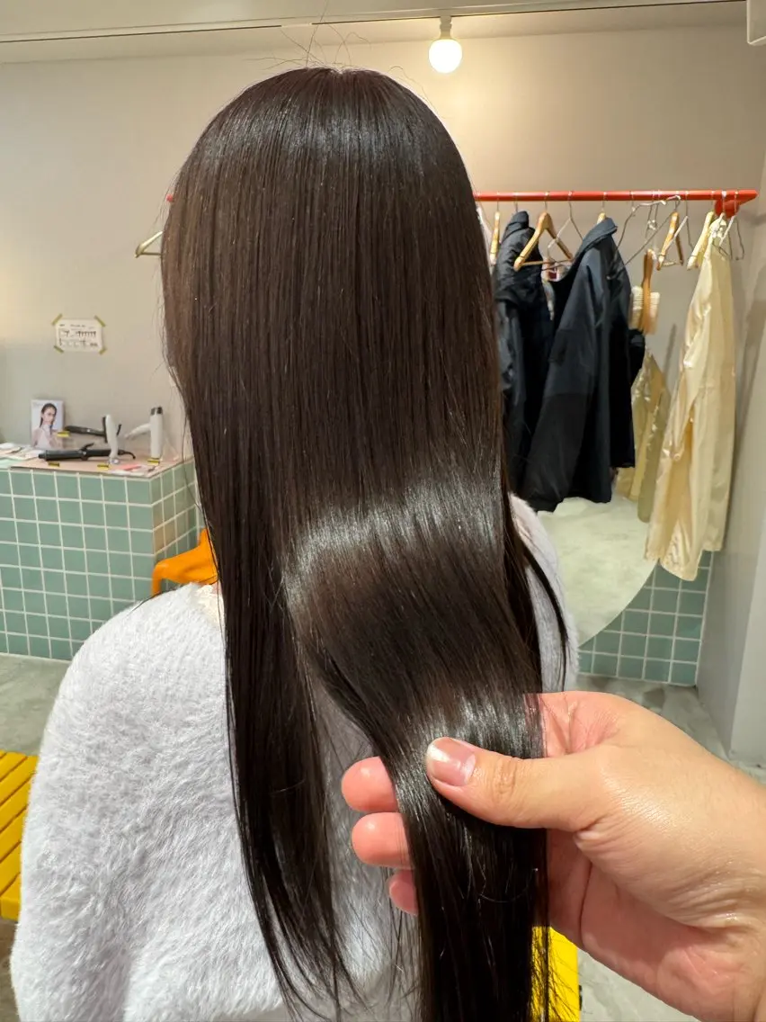 ロング カラー 縮毛矯正 ROSTAR セイゴのヘアスタイル
