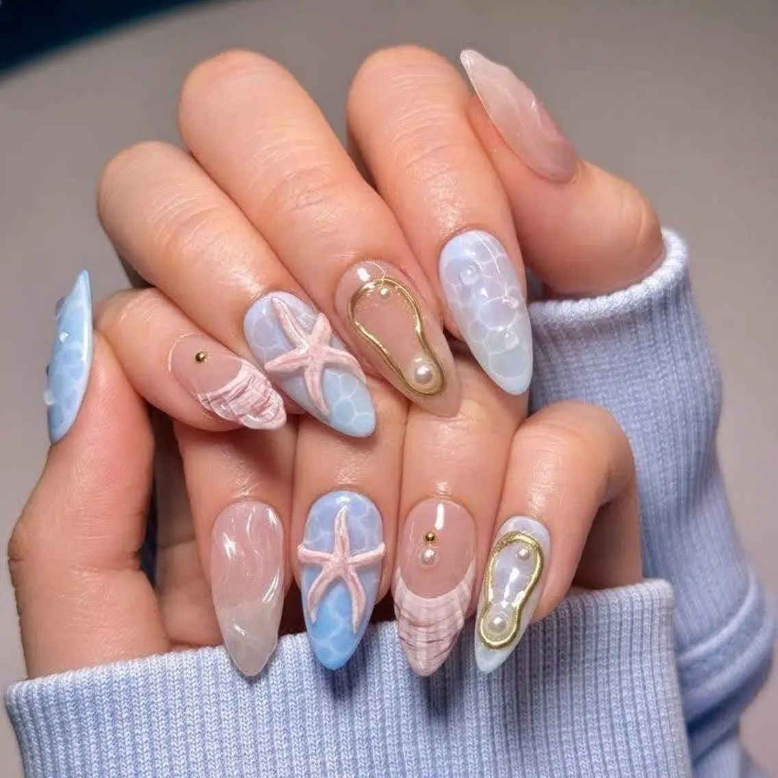 ネイル フットネイル フレンチネイル 韓国ネイル ロングネイル マグネットネイル Lee _nailのネイルデザイン
