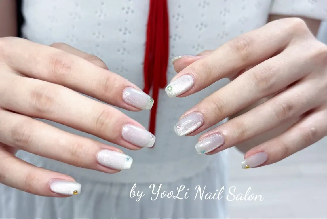 ネイル アートネイル オーロラネイル チークネイル フレンチネイル ガラスフレンチ ハンドネイル 🎀🎀YooLi Nail Salonのネイルデザイン