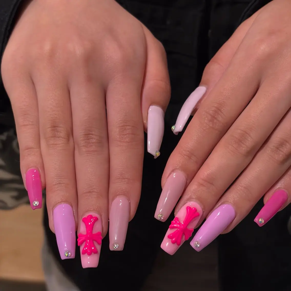 ネイル ハンドネイル 🐬Cxxu° Nail✝️のネイルデザイン