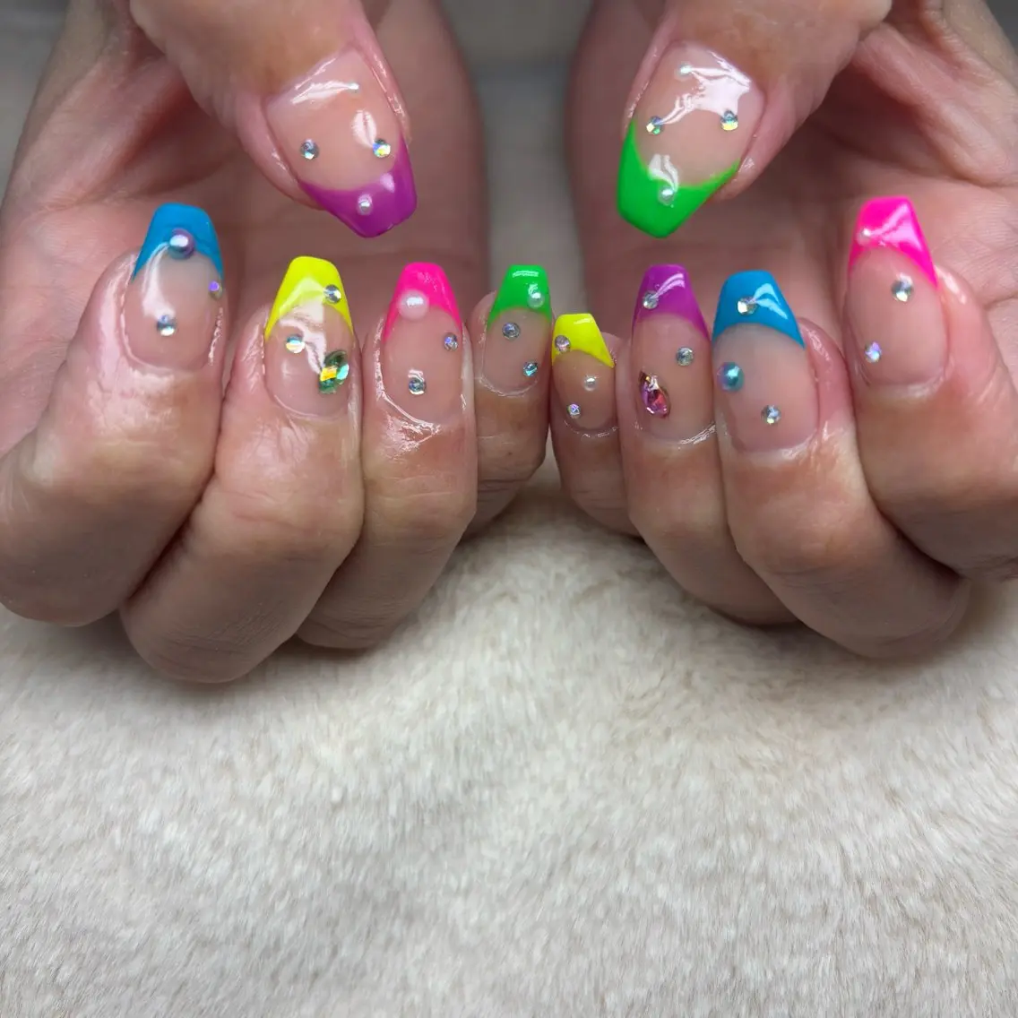 ネイル es nailのネイルデザイン
