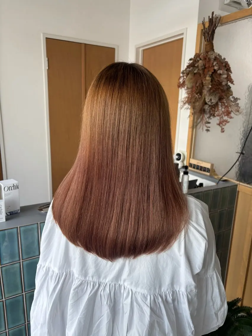 ミディアム カット ヘアカラー miku カラー／ヘッドスパのヘアスタイル