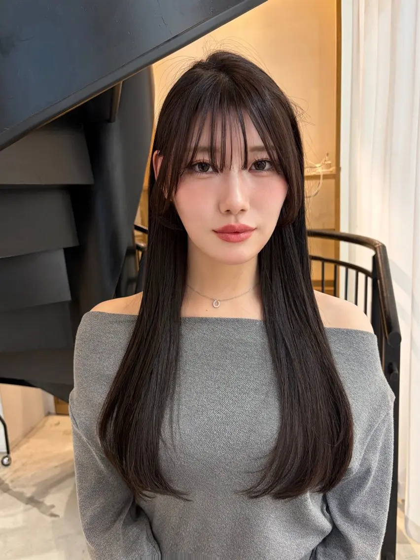 ロング カラー パーマ ヘアアレンジ ベージュカラー 透明感カラー 韓国風ヘア レイヤーカット カット ヘアカラー 中顔面短縮カット🪽 レイヤー🥀コウヘイのヘアスタイル