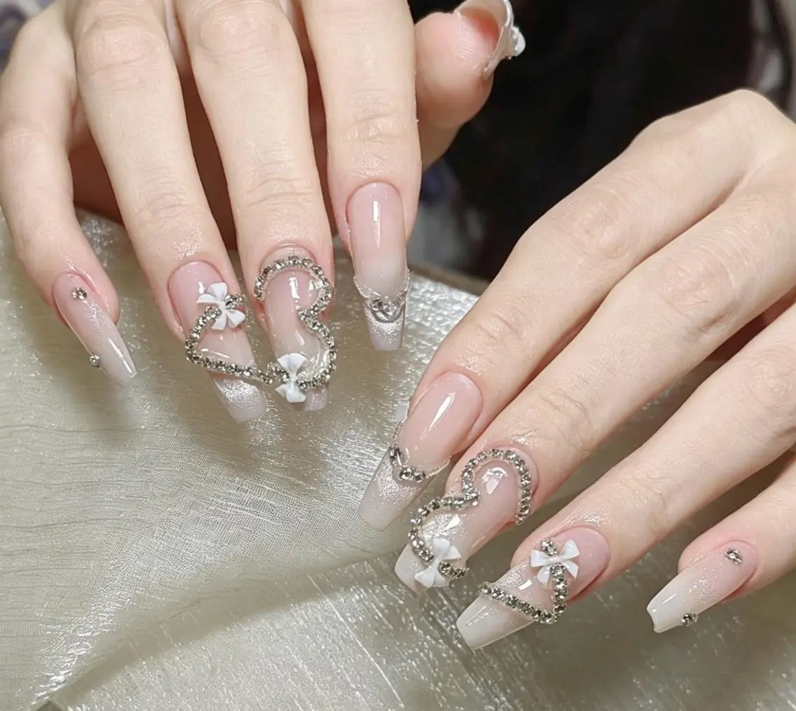 ネイル ハンドネイル 🎀 NaNa_nailのネイルデザイン