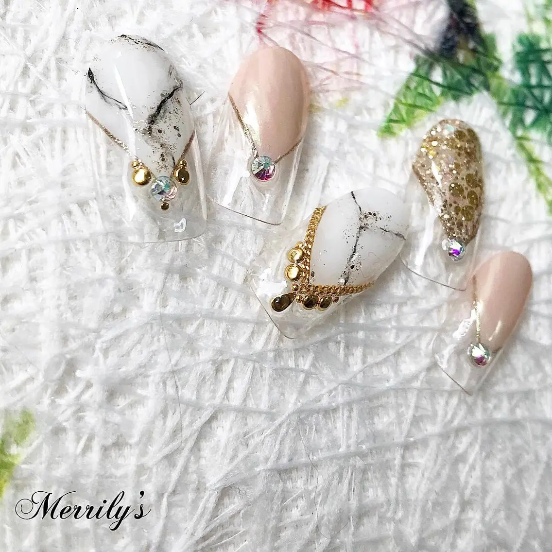 ネイル Merrily's Hagi Minaのネイルデザイン