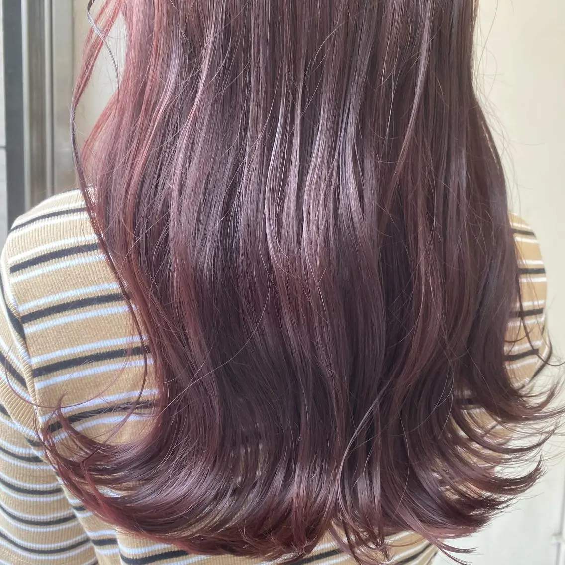 セミロング カラー ブリーチ ブリーチなしカラー レッドカラー 💚 nao💚のヘアスタイル