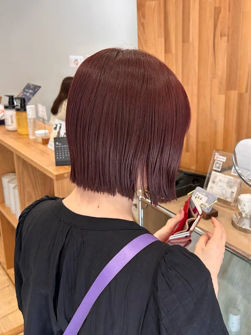 ショート カラー カット ヘアカラー トリートメント ぱつっとボブ/ 小野あかねのヘアスタイル
