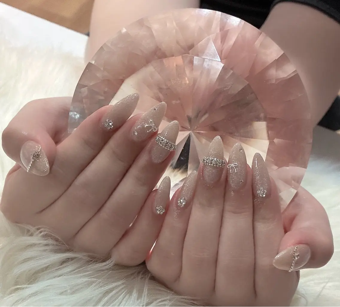 ネイル LoaChaton kaeのネイルデザイン