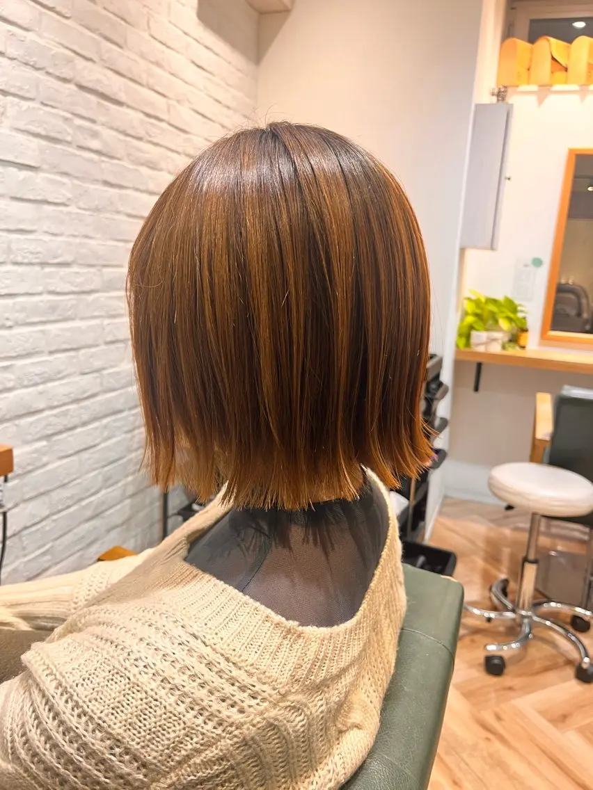 ショート ボブ 外ハネヘア カット 武田 綺音のヘアスタイル