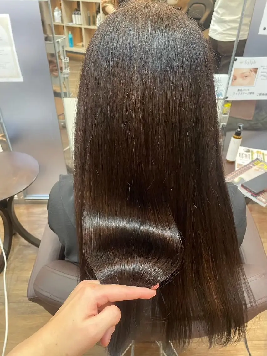 縮毛矯正 トリートメント 束感まつぱ🫧 なつき🫧のヘアスタイル