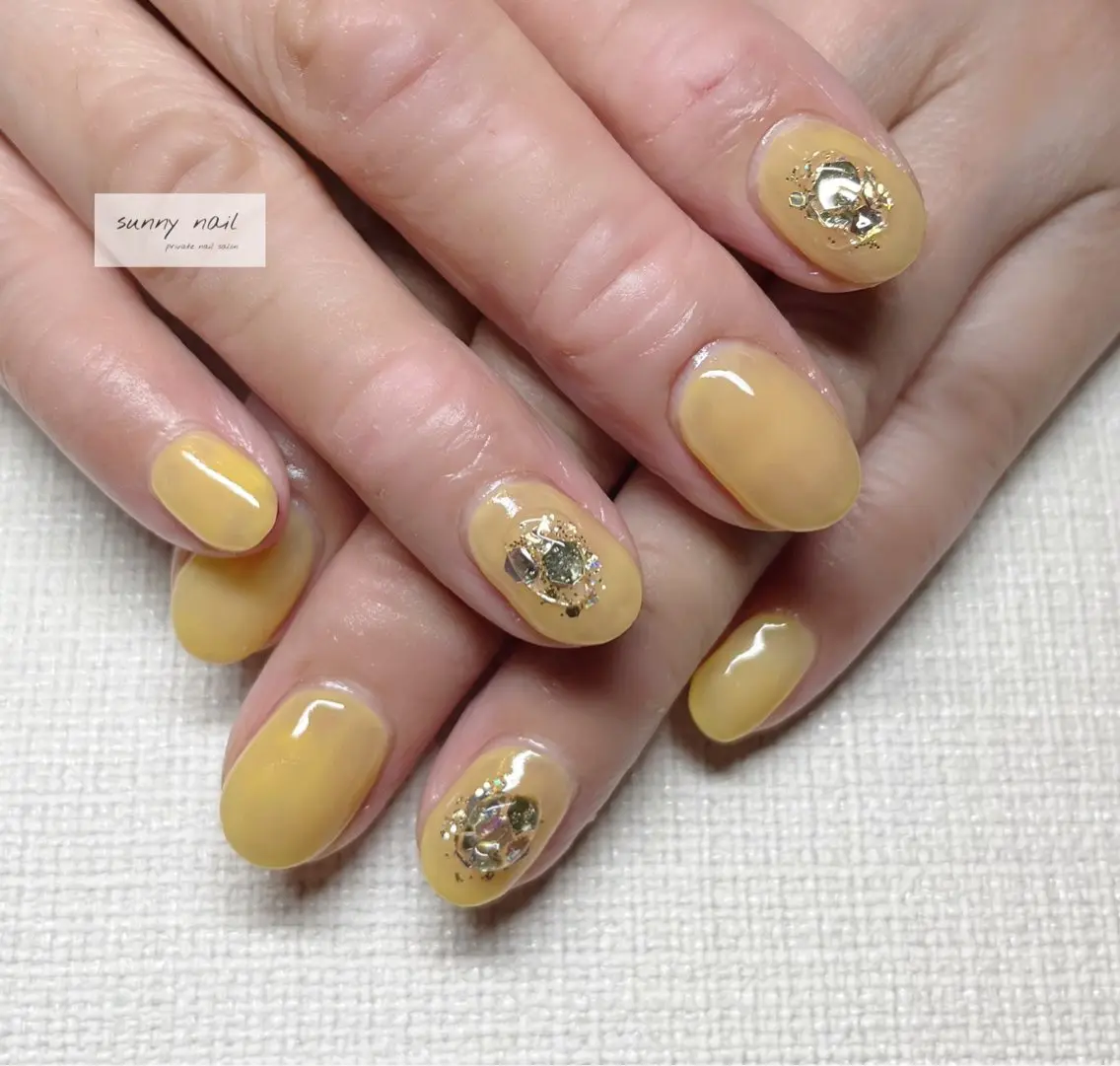 ネイル 夏ネイル 黄色 sunny nailのネイルデザイン