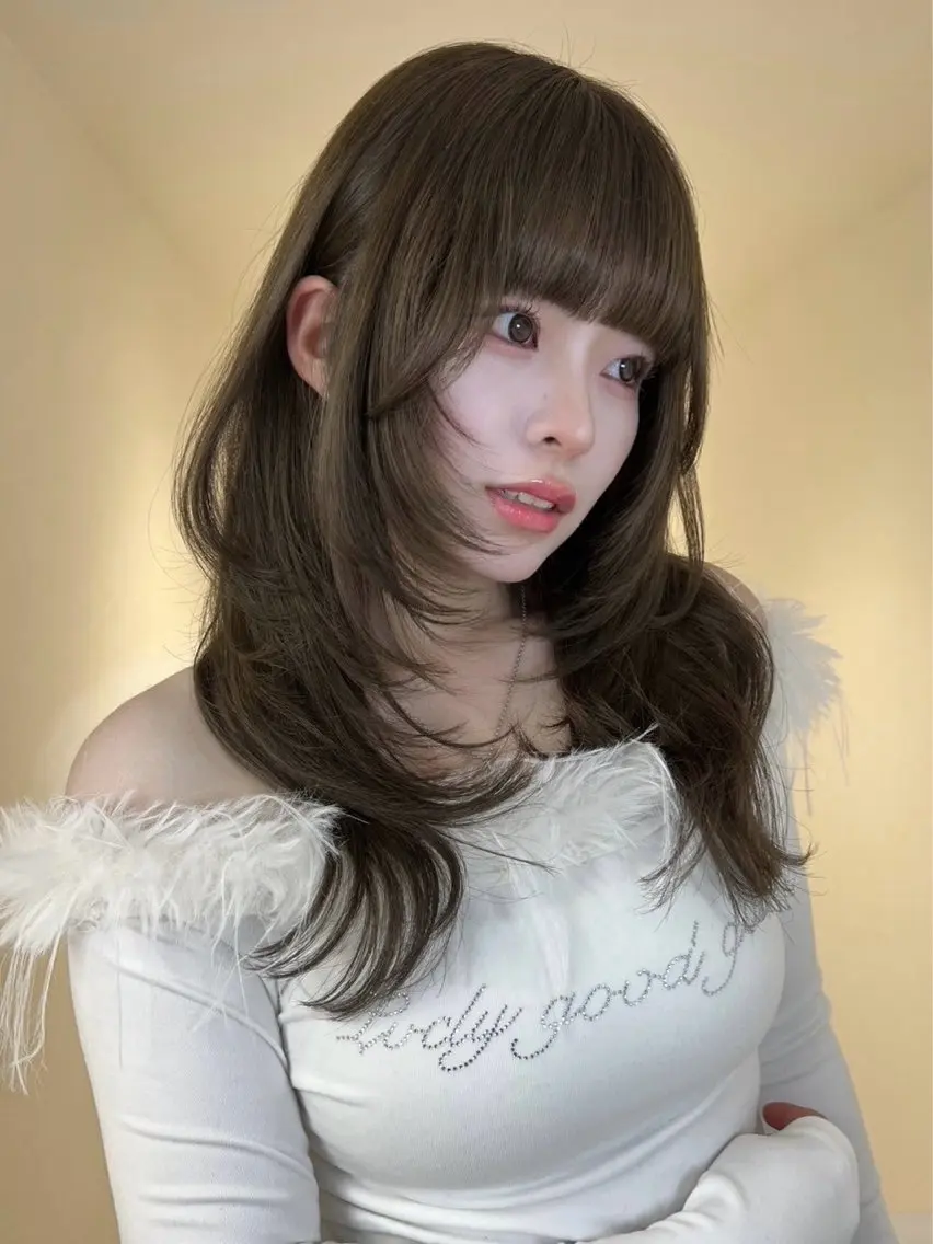セミロング くびれヘア 韓国風ヘア レイヤーカット トリートメント リコ ハッシュカット 韓国レイヤーのヘアスタイル